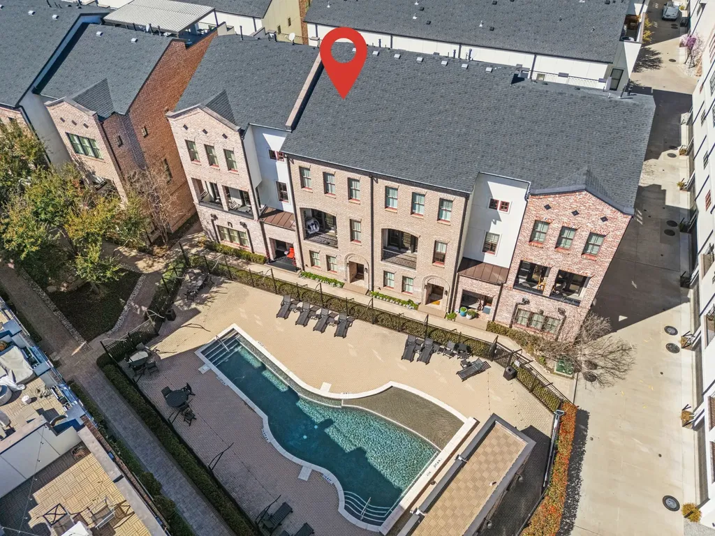 2174 Aylesport Drive Dallas TX 75201