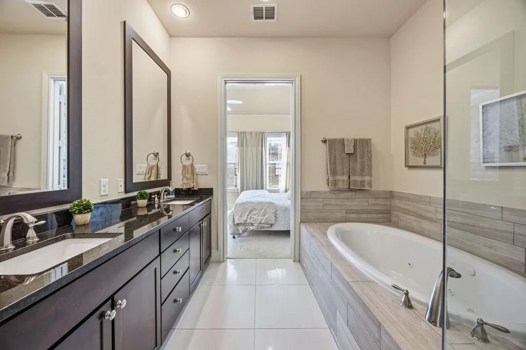 2174 Aylesport Drive Dallas TX 75201