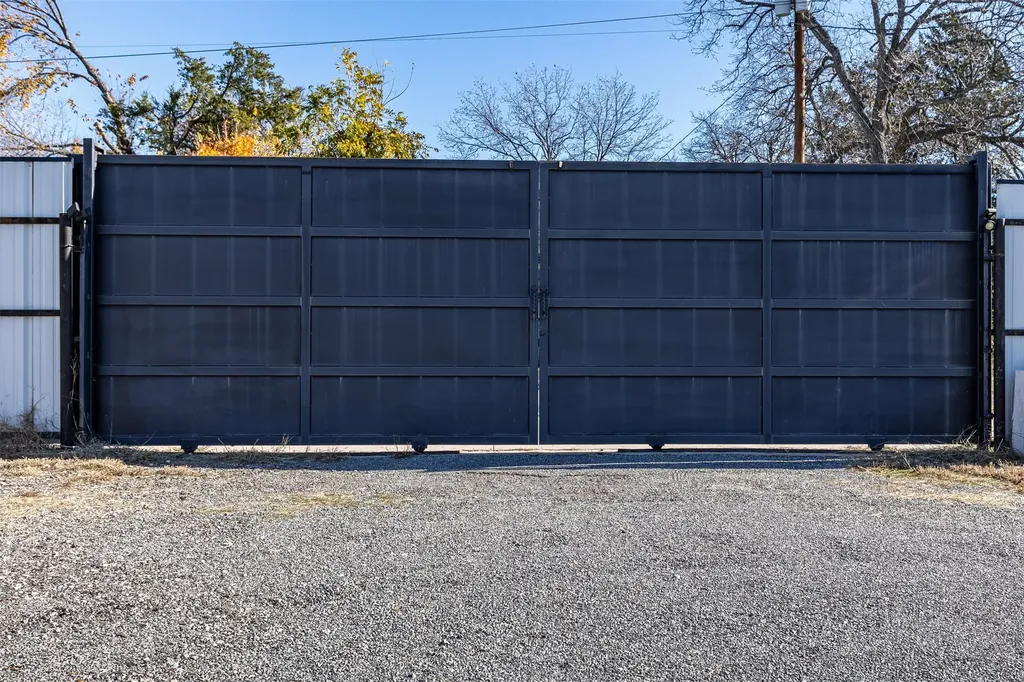 1024 S First Street Sherman TX 75090