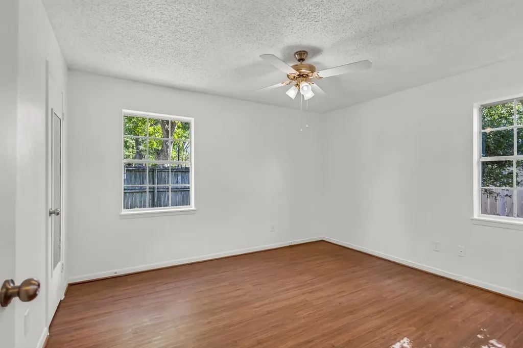815 N Bledsoe Street Gilmer TX 75644