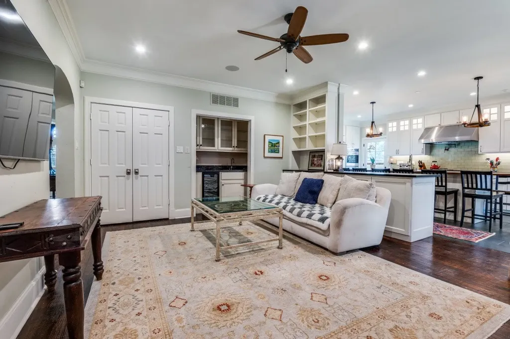 4444 Fairfax Avenue Highland Park TX 75205
