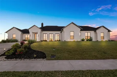 134 Sunflower Street Lorena TX 76655