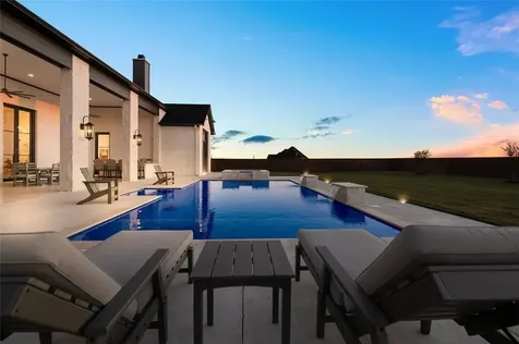 134 Sunflower Street Lorena TX 76655