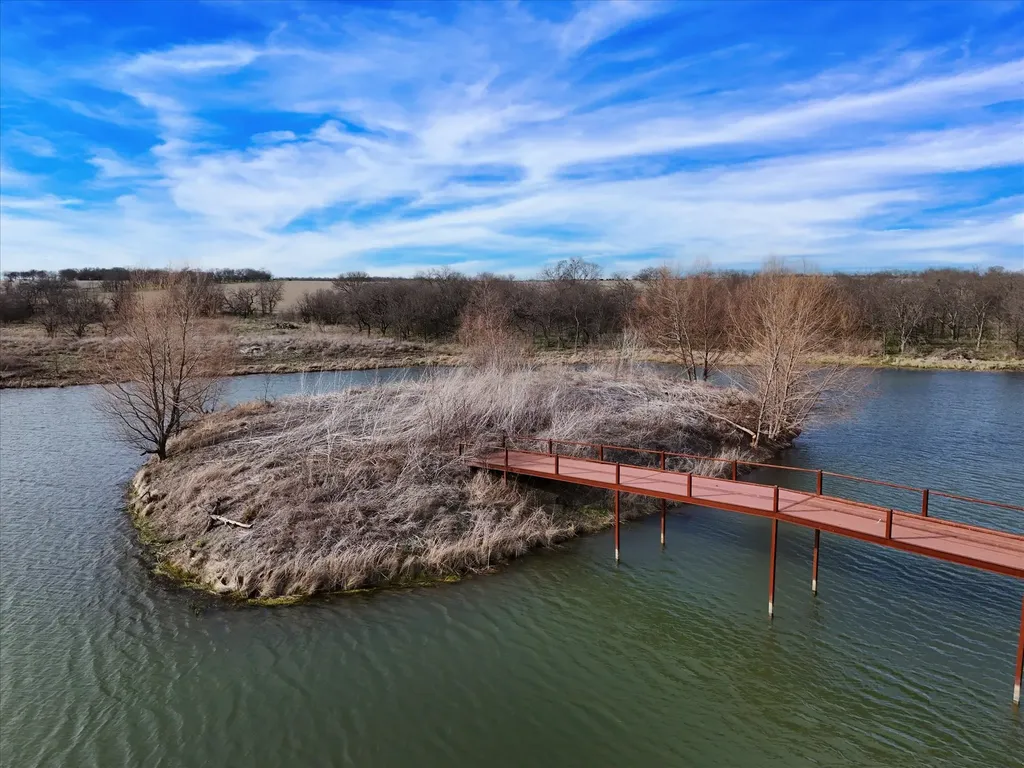 9784 County Line South Axtell TX 76624