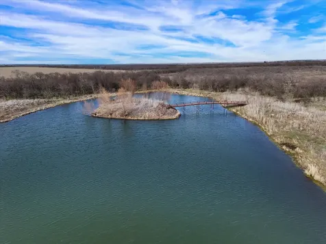 9784 County Line South Axtell TX 76624