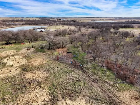 9784 County Line South Axtell TX 76624