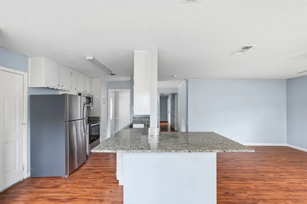 6246 Guilford Street Forest Hill TX 76119