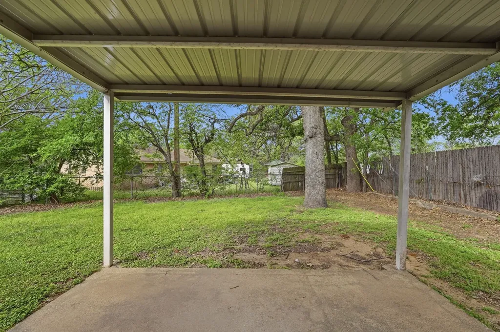 6246 Guilford Street Forest Hill TX 76119