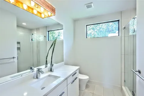 655 Kessler Reserve Court Dallas TX 75208