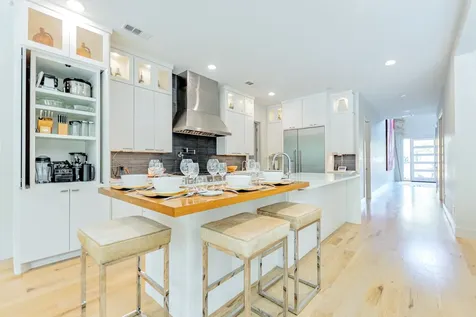 655 Kessler Reserve Court Dallas TX 75208
