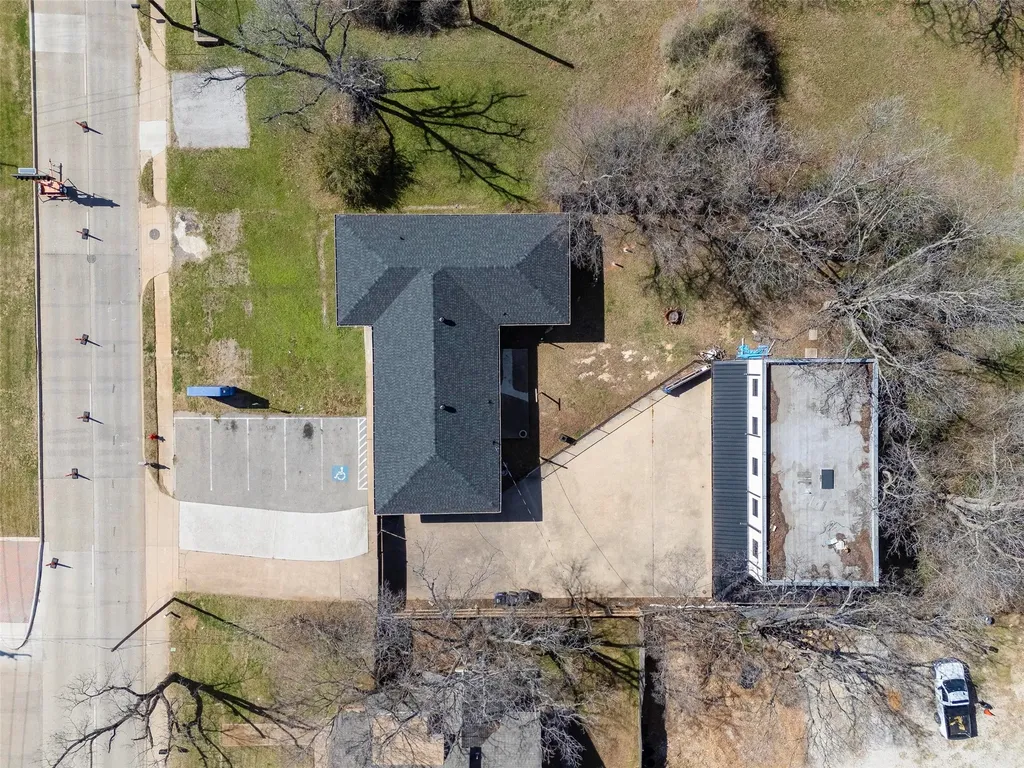 1927 Arkansas Lane Pantego TX 76013