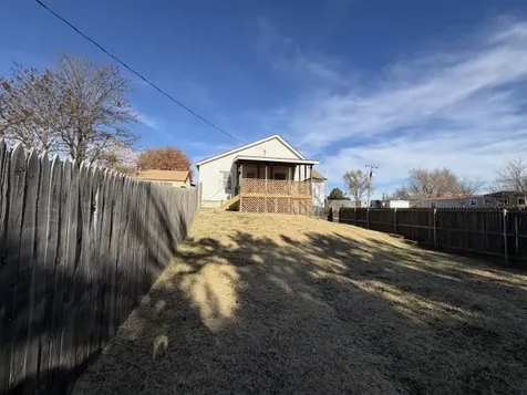 822 Santa Fe Avenue Canadian TX 79014