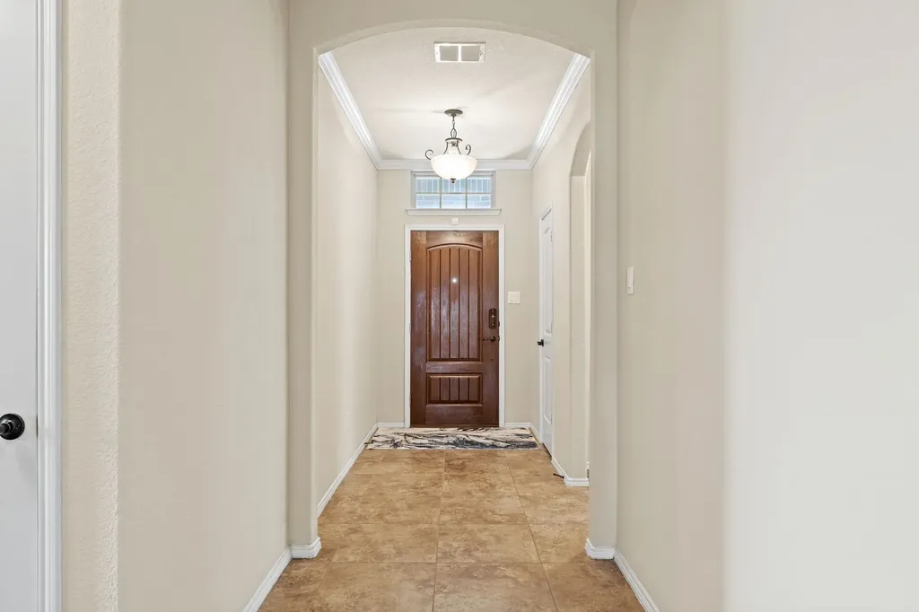8400 Sioux Trail Aubrey TX 76227