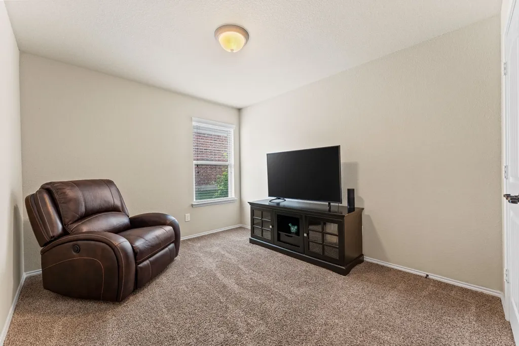 8400 Sioux Trail Aubrey TX 76227