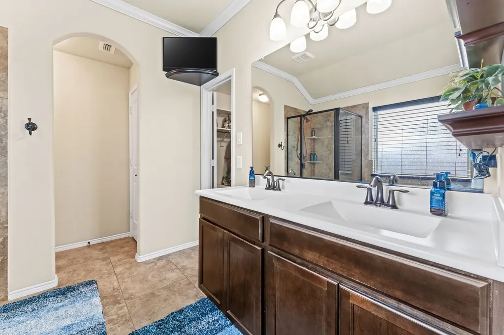 8400 Sioux Trail Aubrey TX 76227