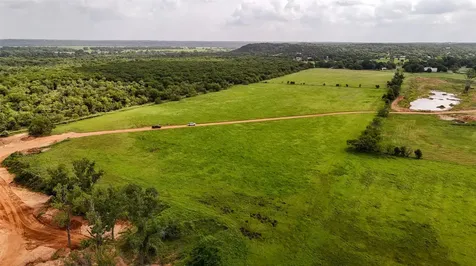 415 State Highway 174 Blum TX 76627