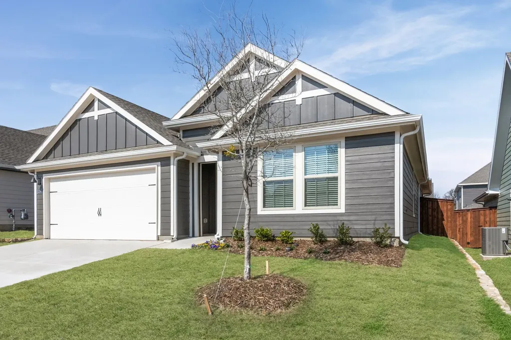 13197 Enclave Parkway Providence Village TX 76227