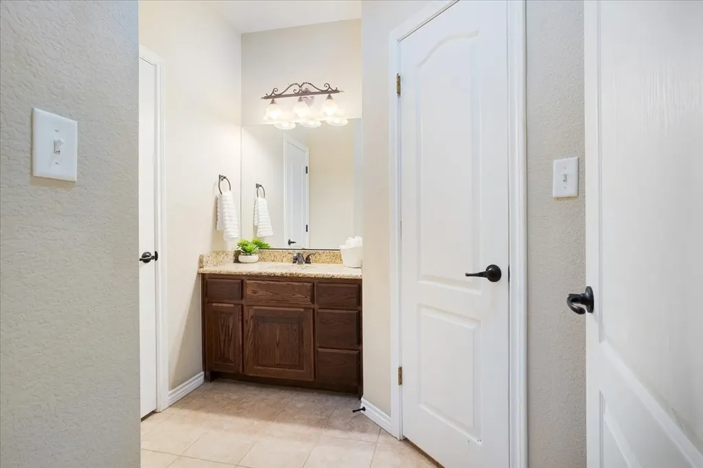 2506 Nantucket Drive Sherman TX 75092