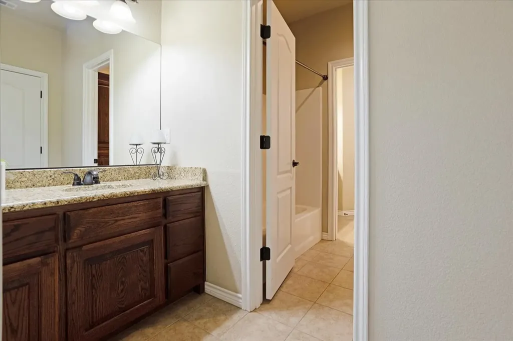 2506 Nantucket Drive Sherman TX 75092