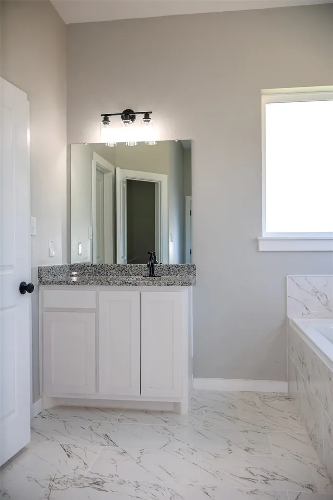 410 Simpson Southmayd TX 75092