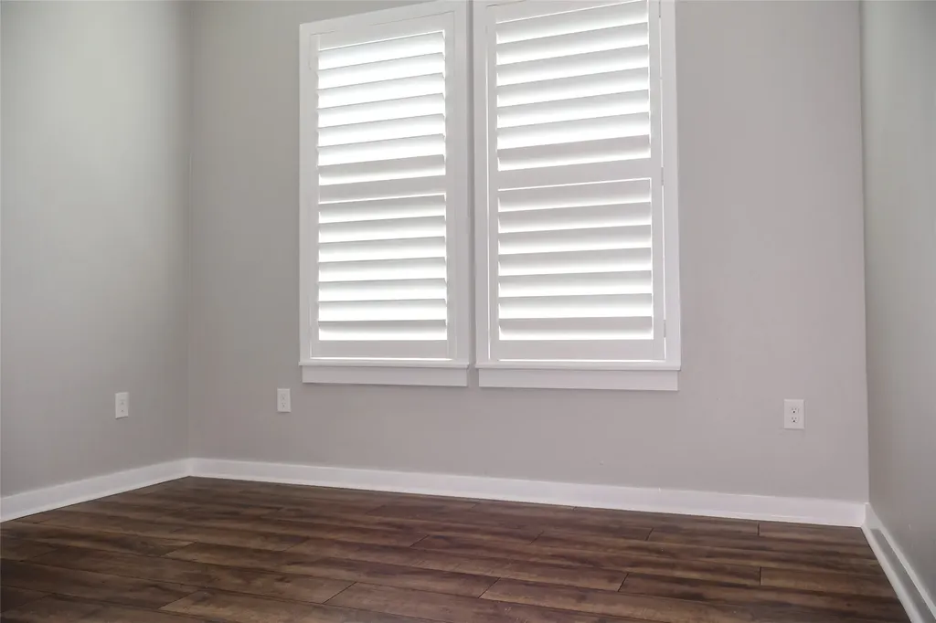 410 Simpson Southmayd TX 75092