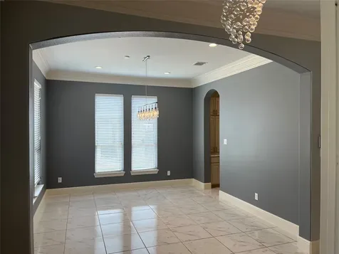 337 Lucille Street Irving TX 75060