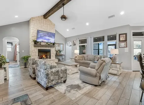 523 Mitchell Ryan Wake Village TX 75501