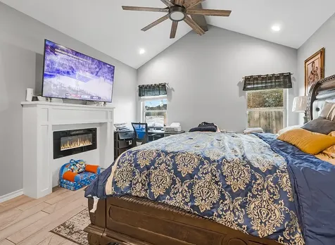 523 Mitchell Ryan Wake Village TX 75501