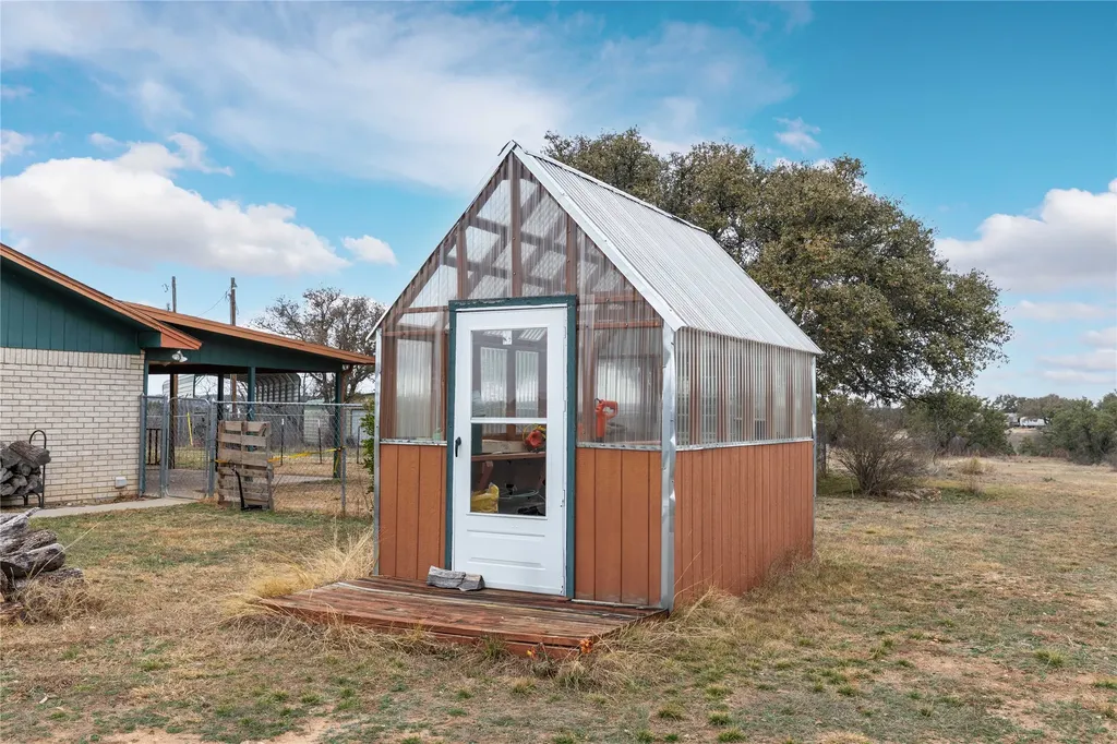 9500 Highway 377 S Brookesmith TX 76827