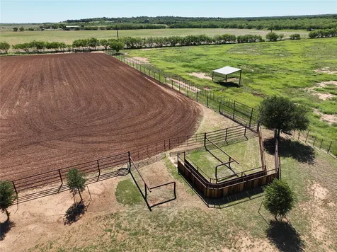 13656 County Road 238 Clyde TX 79510