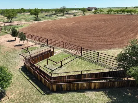13656 County Road 238 Clyde TX 79510
