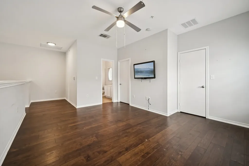 1049 Colonial Drive Coppell TX 75019