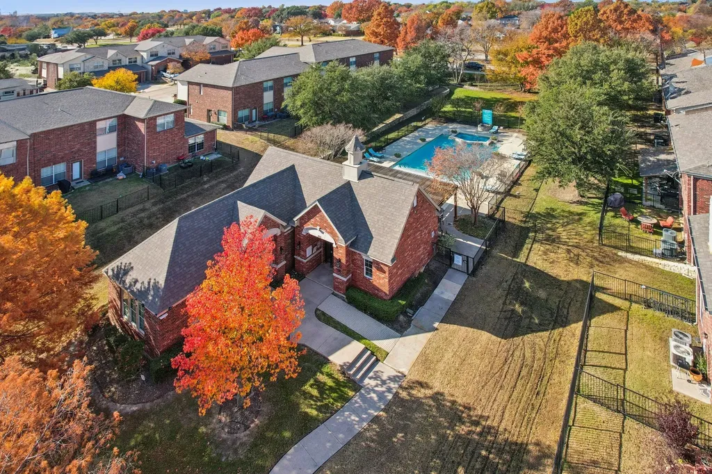 1049 Colonial Drive Coppell TX 75019