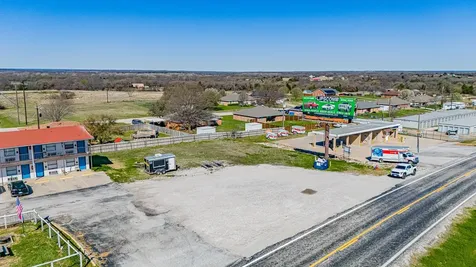 1157 W Bypass 287 Alvord TX 76255