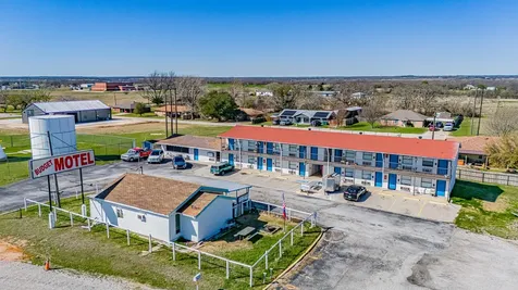 1157 W Bypass 287 Alvord TX 76255