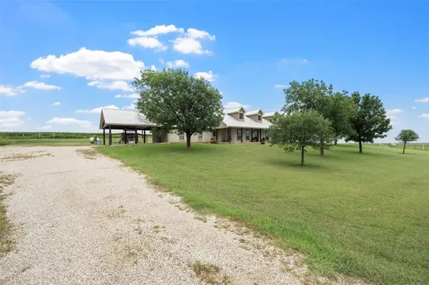 3057 Holy Road Abbott TX 76621
