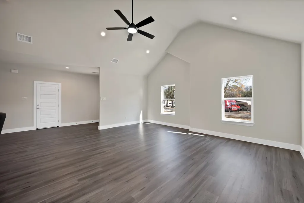 200 Harris Harbor Road East Tawakoni TX 75472