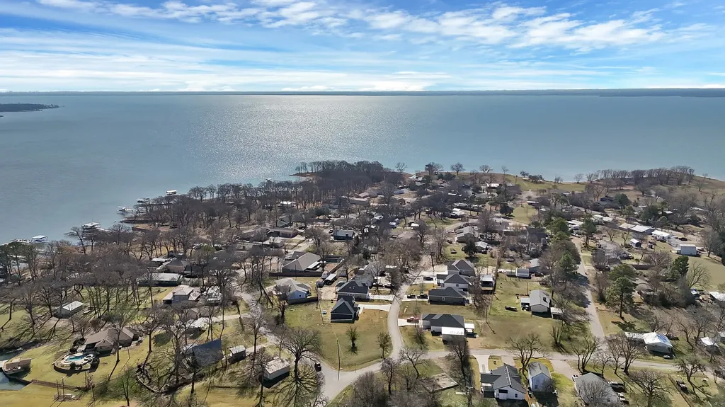 200 Harris Harbor Road East Tawakoni TX 75472