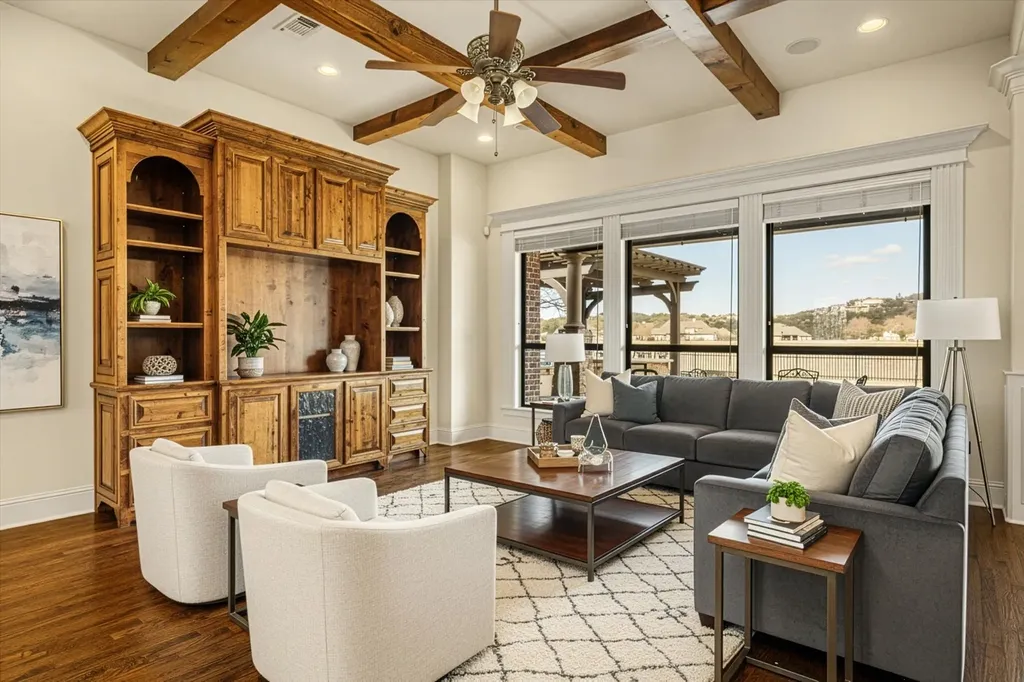 1204 E Scandinavian Court Granbury TX 76048
