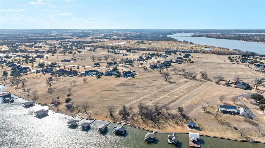 1204 E Scandinavian Court Granbury TX 76048
