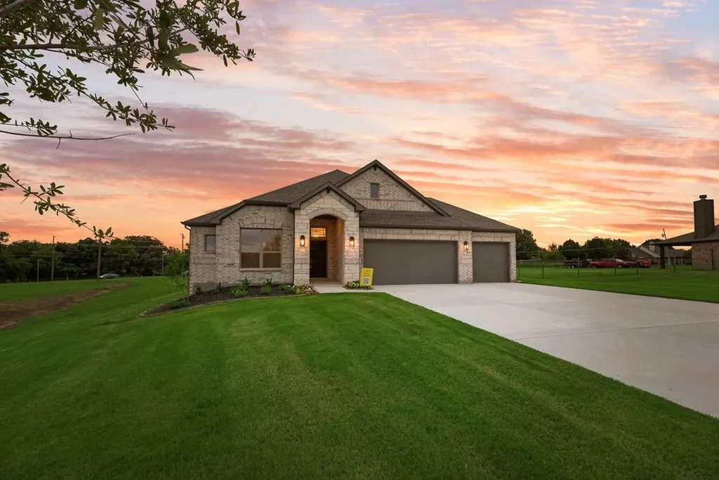 2430 Cross Timbers Drive Lowry Crossing TX 75069