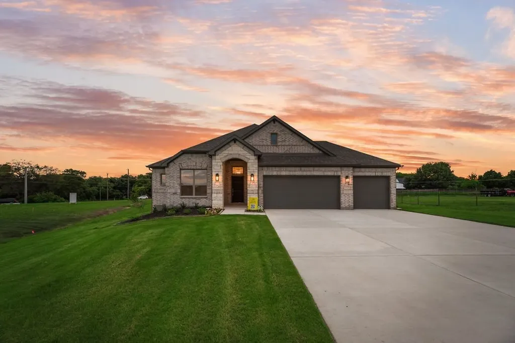 2430 Cross Timbers Drive Lowry Crossing TX 75069