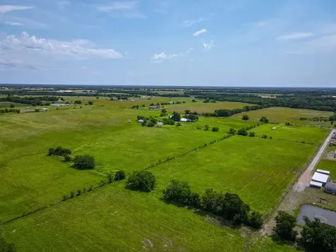 6482 County Road 4700 Commerce TX 75428
