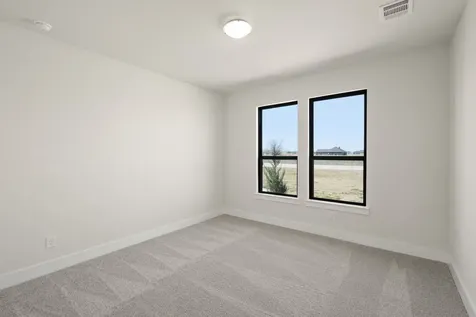 2320 Oak Knoll Drive Palmer TX 75152