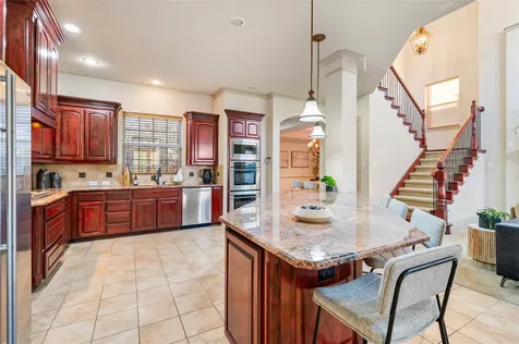 1010 Lost Valley Drive Euless TX 76039