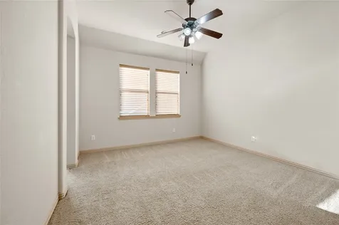 1010 Lost Valley Drive Euless TX 76039