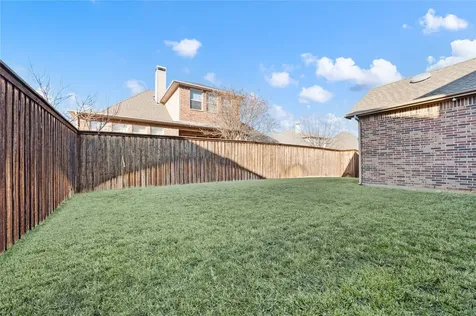 1010 Lost Valley Drive Euless TX 76039