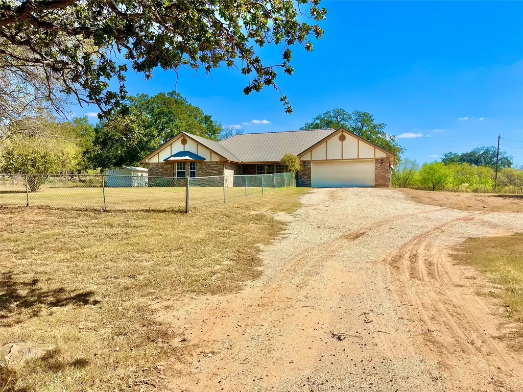 1340 N Us Highway 281 Hamilton TX 76531