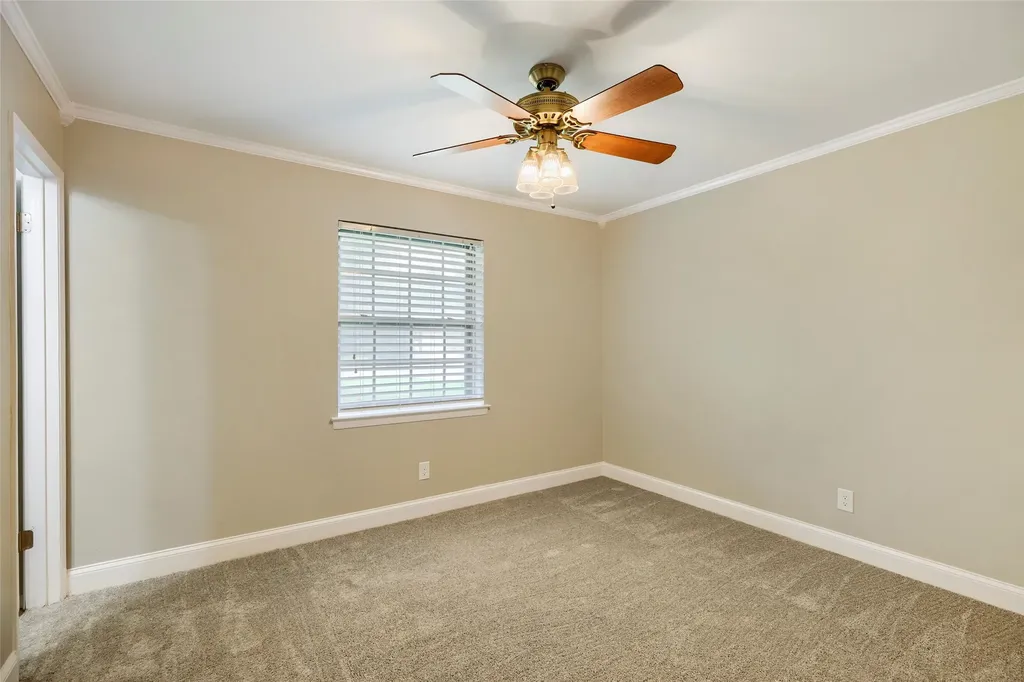 8631 Charing Cross Lane Dallas TX 75238