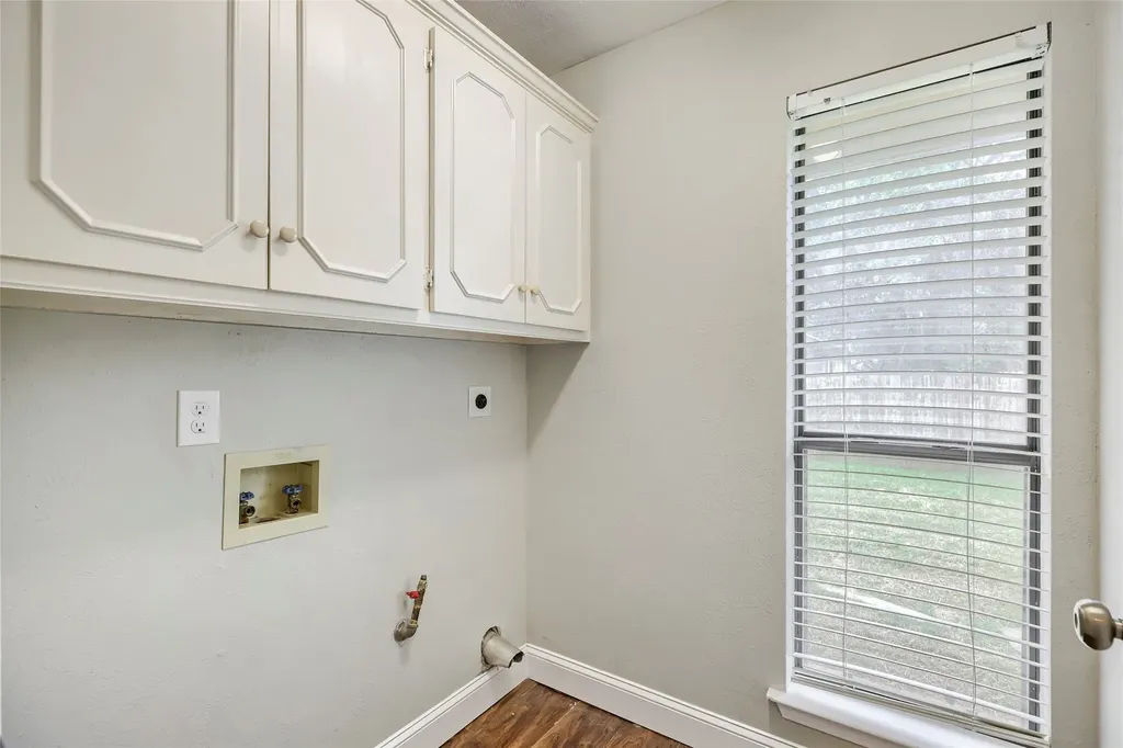 8631 Charing Cross Lane Dallas TX 75238